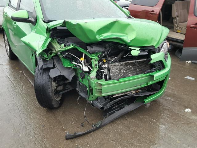 1G1JC5SH2F4147233 - 2015 CHEVROLET SONIC LT GREEN photo 9