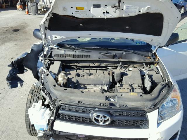 JTMBF4DV8AD035237 - 2010 TOYOTA RAV4 WHITE photo 7