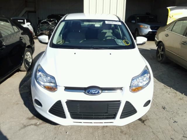 1FADP3F21DL149146 - 2013 FORD FOCUS SE WHITE photo 9