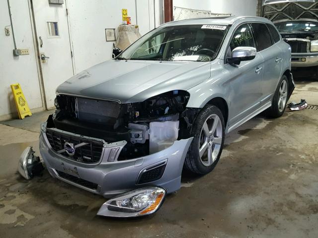 YV4902DZ8C2323035 - 2012 VOLVO XC60 T6 SILVER photo 2