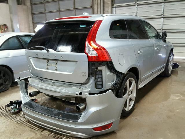 YV4902DZ8C2323035 - 2012 VOLVO XC60 T6 SILVER photo 4