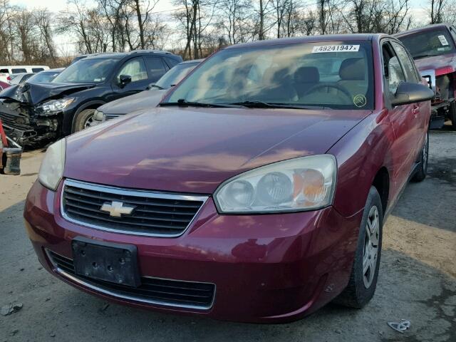 1G1ZS58FX7F150513 - 2007 CHEVROLET MALIBU LS RED photo 2