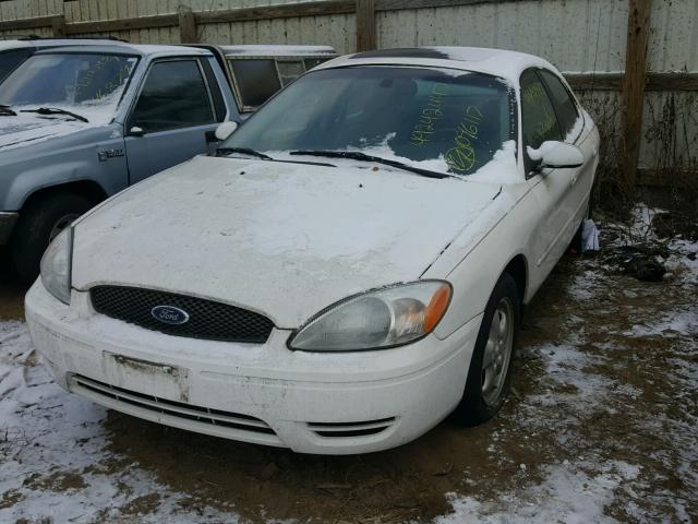 1FAFP56UX6A203225 - 2006 FORD TAURUS SEL WHITE photo 2