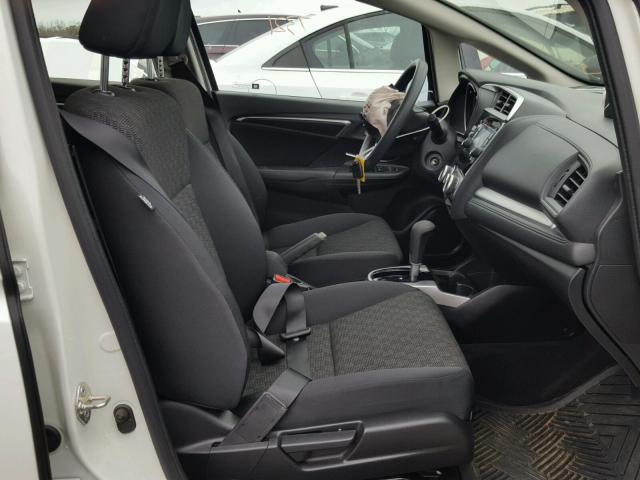 JHMGK5H51HS003039 - 2017 HONDA FIT LX أبيض صورة 5