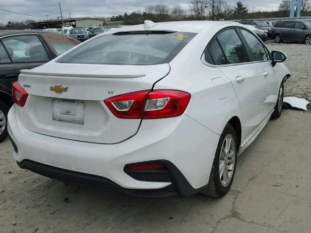 1G1BE5SM2G7326772 - 2016 CHEVROLET CRUZE LT WHITE photo 4