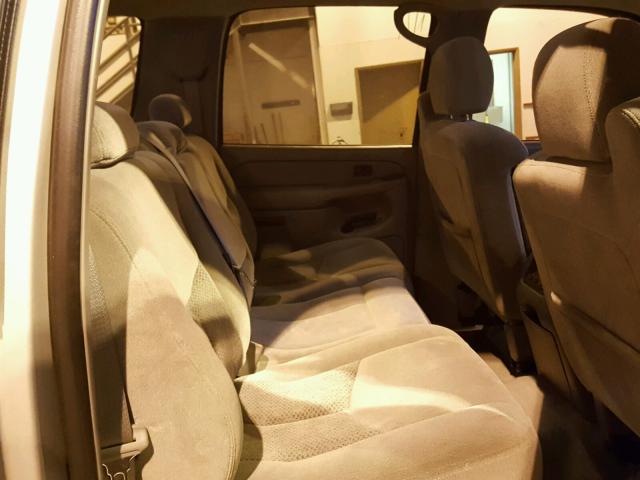 3GNGK26G56G228869 - 2006 CHEVROLET SUBURBAN K TAN photo 6