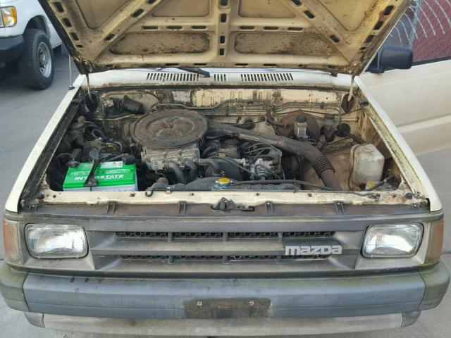 JM2UF1139J0312992 - 1988 MAZDA B2200 SHOR TAN photo 7