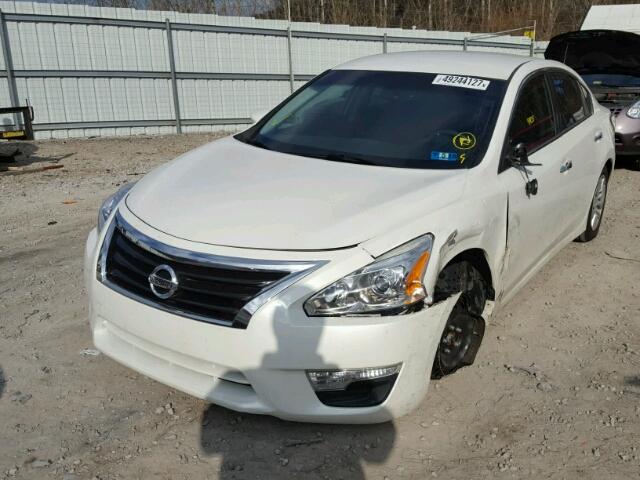 1N4AL3AP3FC241296 - 2015 NISSAN ALTIMA 2.5 WHITE photo 2