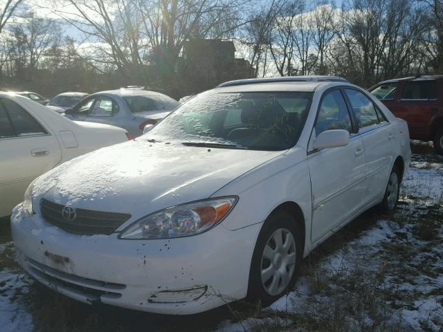 4T1BE32K33U165009 - 2003 TOYOTA CAMRY LE WHITE photo 2