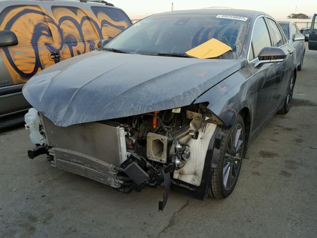 3LN6L2LU8FR615752 - 2015 LINCOLN MKZ HYBRID CHARCOAL photo 2