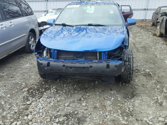 1FAHP3GN5BW123462 - 2011 FORD FOCUS SES BLUE photo 9