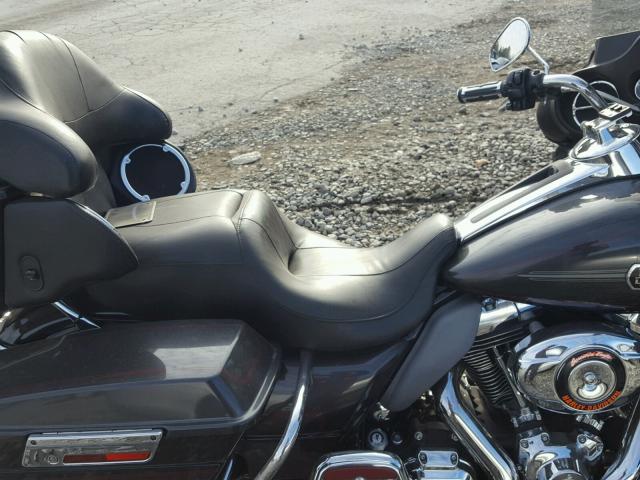 1HD1FC4109Y678428 - 2009 HARLEY-DAVIDSON FLHTCU GRAY photo 5