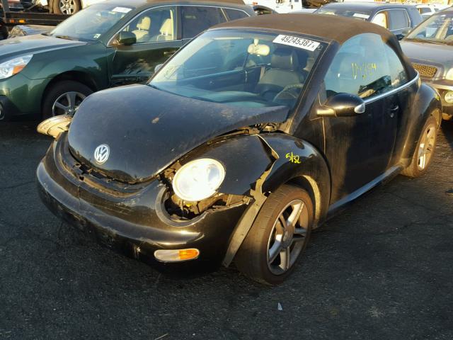 3VWCD31Y95M309068 - 2005 VOLKSWAGEN NEW BEETLE BLACK photo 2