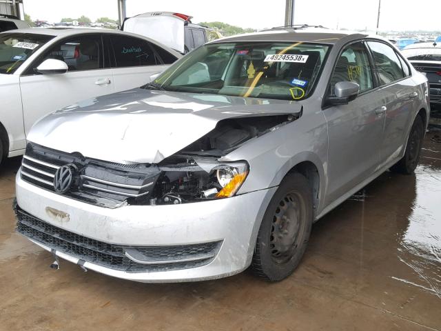 1VWAP7A36DC072906 - 2013 VOLKSWAGEN PASSAT S SILVER photo 2