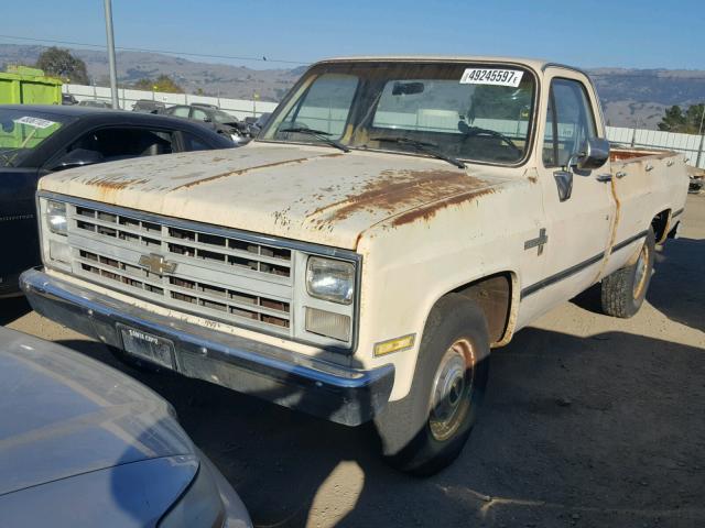 1GCGC24M9FJ102625 - 1985 CHEVROLET C20 BEIGE photo 2