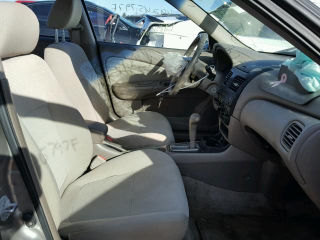 3N1CB51D14L478543 - 2004 NISSAN SENTRA 1.8 GRAY photo 5