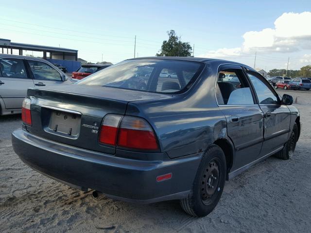 1HGCD5636VA158958 - 1997 HONDA ACCORD LX GREEN photo 4