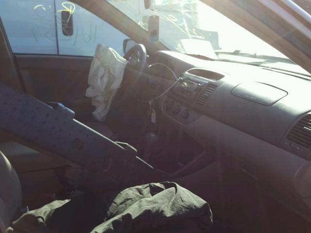 4T1BE32K24U829155 - 2004 TOYOTA CAMRY LE ბეჟი ფოტო 5