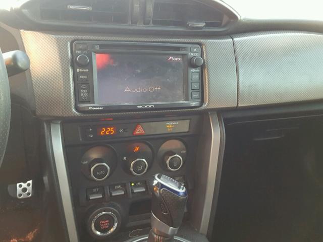 JF1ZNAA15D2728614 - 2013 TOYOTA SCION FR-S SILVER photo 9