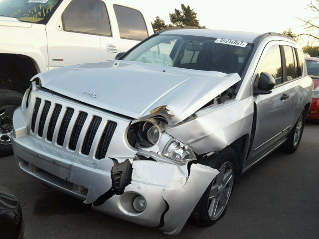 1J4FT47B89D140443 - 2009 JEEP COMPASS SP SILVER photo 2