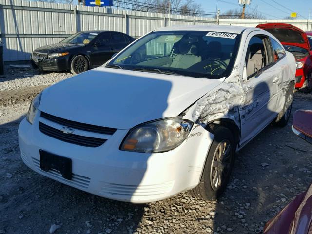 1G1AS18H497161429 - 2009 CHEVROLET COBALT LS WHITE photo 2