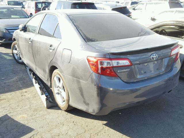 4T1BF1FK1EU839026 - 2014 TOYOTA CAMRY L GRAY photo 3