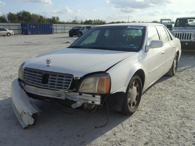 1G6KD54Y01U122056 - 2001 CADILLAC DEVILLE WHITE photo 2