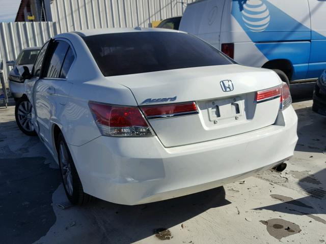 1HGCP2F83BA126255 - 2011 HONDA ACCORD EXL WHITE photo 3