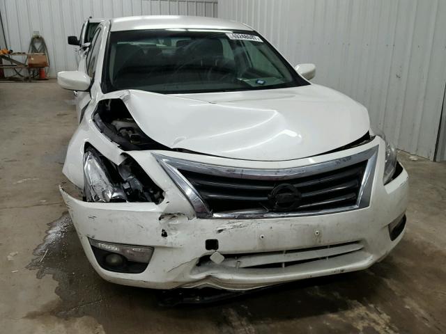 1N4AL3APXFC185308 - 2015 NISSAN ALTIMA 2.5 WHITE photo 9