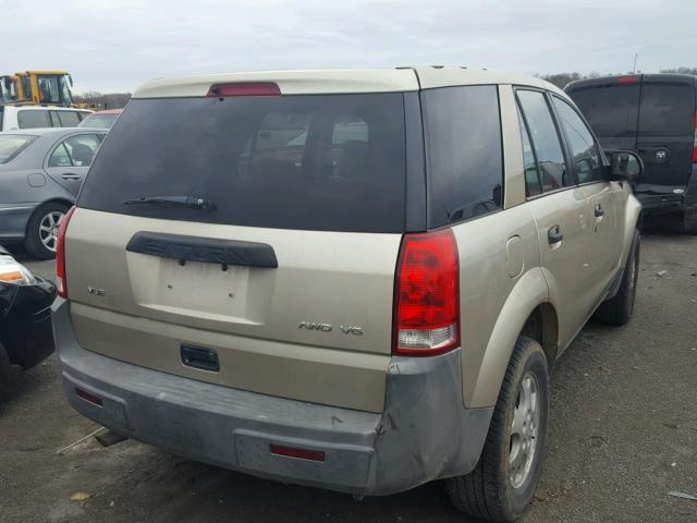 5GZCZ63B82S830797 - 2002 SATURN VUE GOLD photo 4