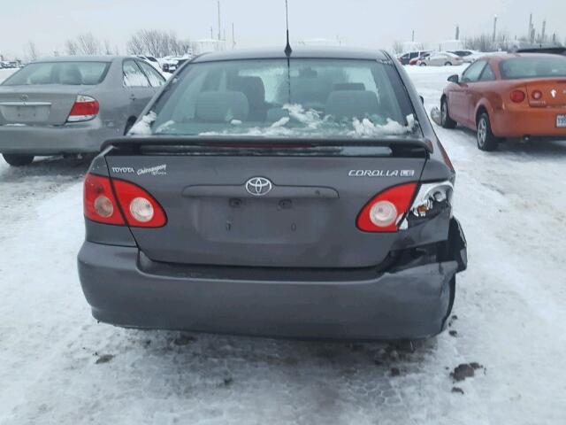 2T1BR32E06C564352 - 2006 TOYOTA COROLLA CE GRAY photo 9