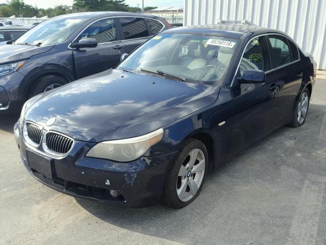 WBANF73586CG68446 - 2006 BMW 530 XI BLACK photo 2