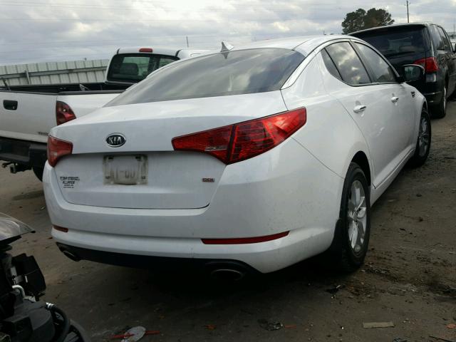 5XXGM4A77CG058390 - 2012 KIA OPTIMA LX WHITE photo 4