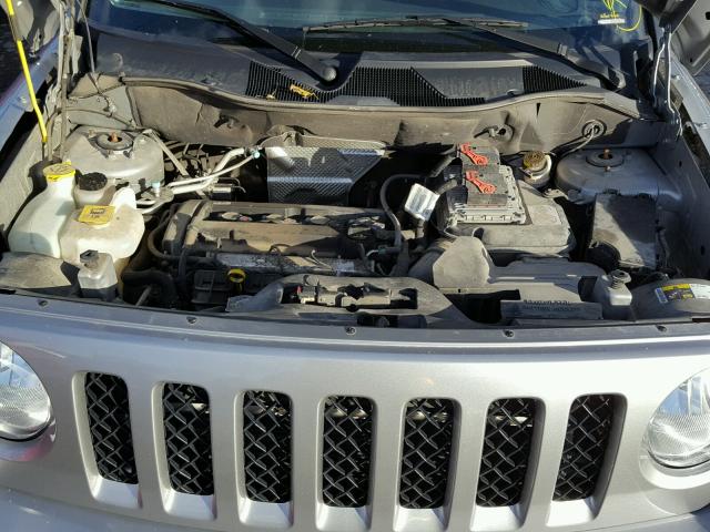 1C4NJPFA6ED813824 - 2014 JEEP PATRIOT LA GRAY photo 7