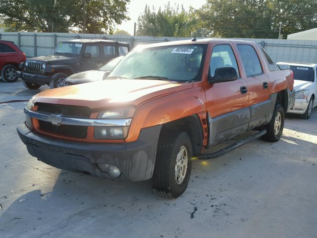 3GNEC12Z65G213821 - 2005 CHEVROLET AVALANCHE ORANGE photo 2