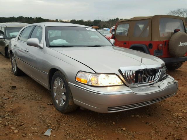 1LNHM83W14Y664400 - 2004 LINCOLN TOWN CAR U SILVER photo 1