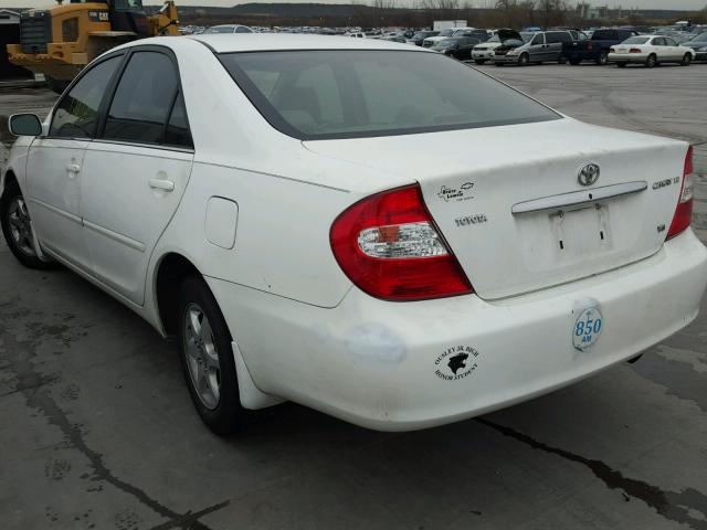 4T1BF32K74U076624 - 2004 TOYOTA CAMRY LE WHITE photo 3