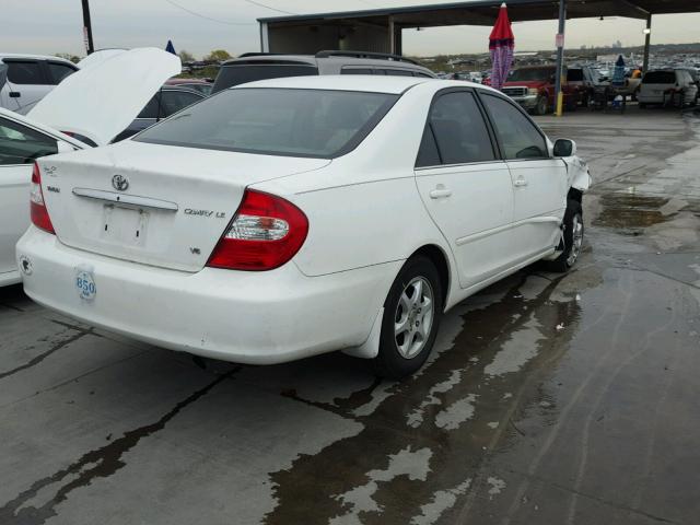 4T1BF32K74U076624 - 2004 TOYOTA CAMRY LE WHITE photo 4