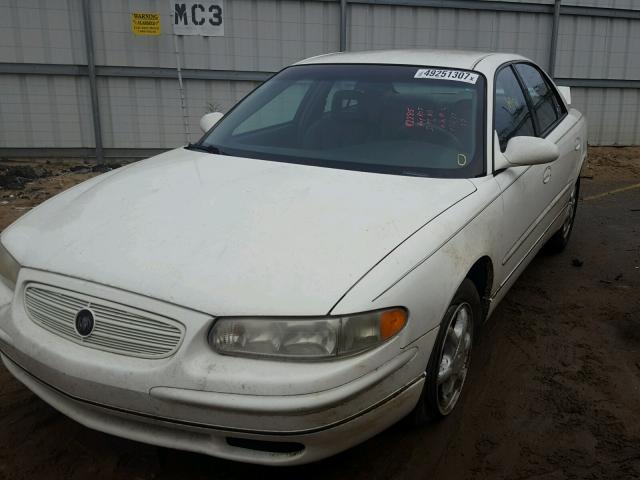 2G4WB52K241157051 - 2004 BUICK REGAL LS CREAM photo 2