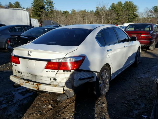 1HGCR2F5XDA272364 - 2013 HONDA ACCORD SPO WHITE photo 4