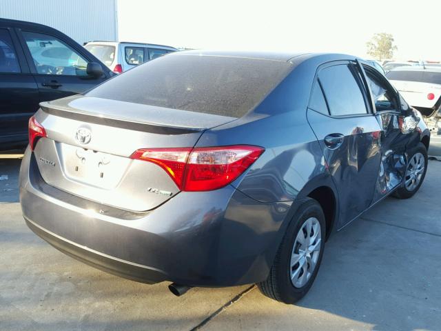 5YFBPRHE9HP659043 - 2017 TOYOTA COROLLA LE 灰色 照片 4