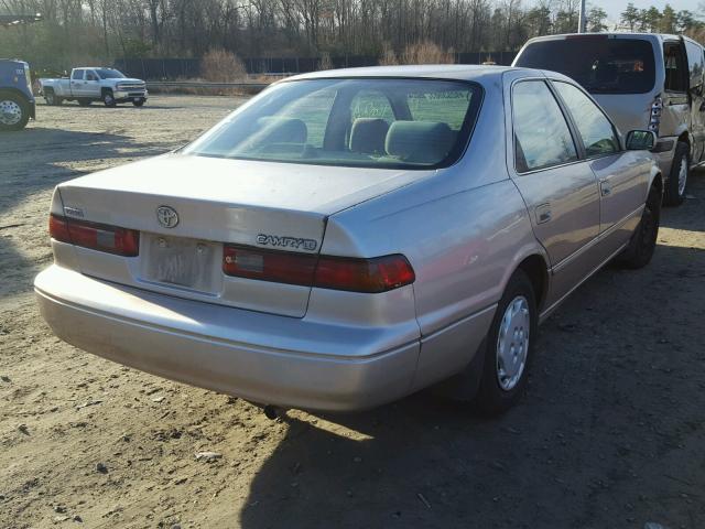 4T1BG22K3WU186337 - 1998 TOYOTA CAMRY CE TAN photo 4