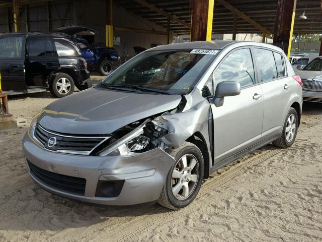 3N1BC1CP4CK270315 - 2012 NISSAN VERSA S GRAY photo 2