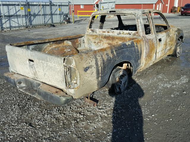 5TEWM72NX1Z864474 - 2001 TOYOTA TACOMA XTR BURN photo 4