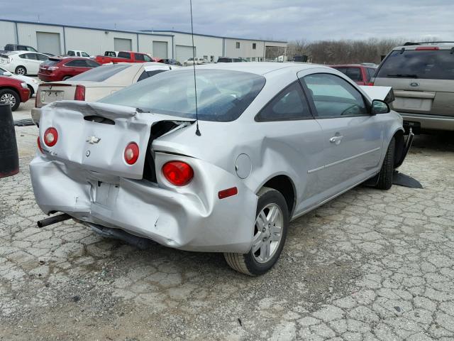 1G1AL12F357555695 - 2005 CHEVROLET COBALT LS SILVER photo 4