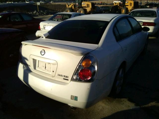 1N4BL11D04C188939 - 2004 NISSAN ALTIMA SE WHITE photo 4