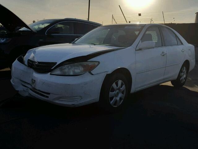 4T1BE32K33U168508 - 2003 TOYOTA CAMRY LE WHITE photo 2