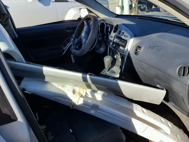 2T1KR32E23C098483 - 2003 TOYOTA MATRIX 银色 照片 5