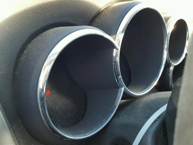 2T1KR32E23C098483 - 2003 TOYOTA MATRIX 银色 照片 8