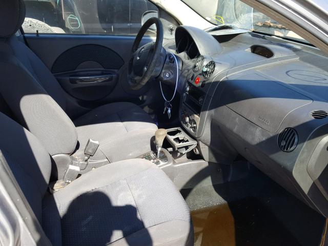 KL1TD66676B573112 - 2006 CHEVROLET AVEO BASE Szary zdjęcie 5